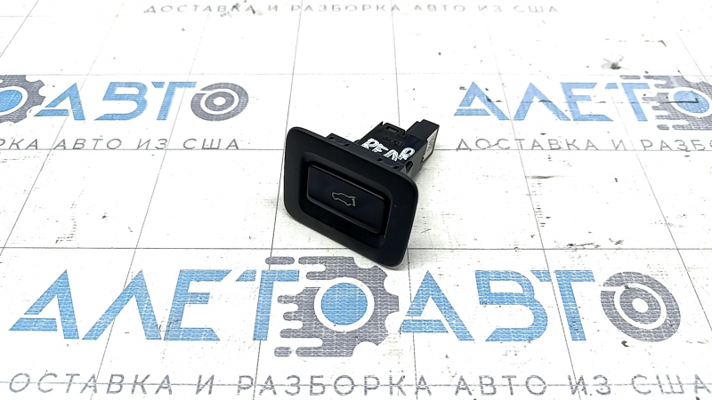 Кнопка открытия двери багажника внутренняя Mazda CX-9 16-23