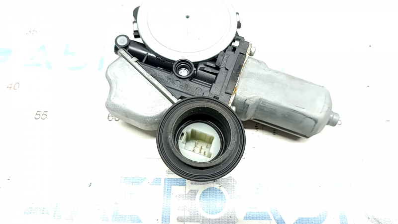 Motorul geamului electric din spate dreapta pentru Lexus IS250 IS350 06-13
