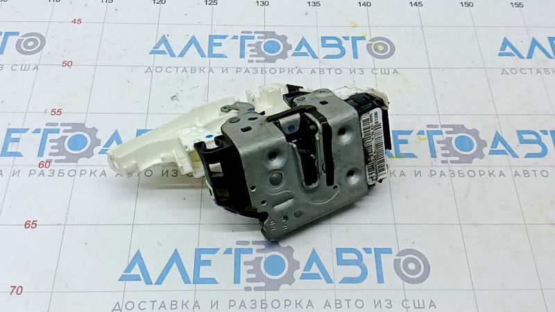 Замок двери передней правой Chrysler 200 15-17