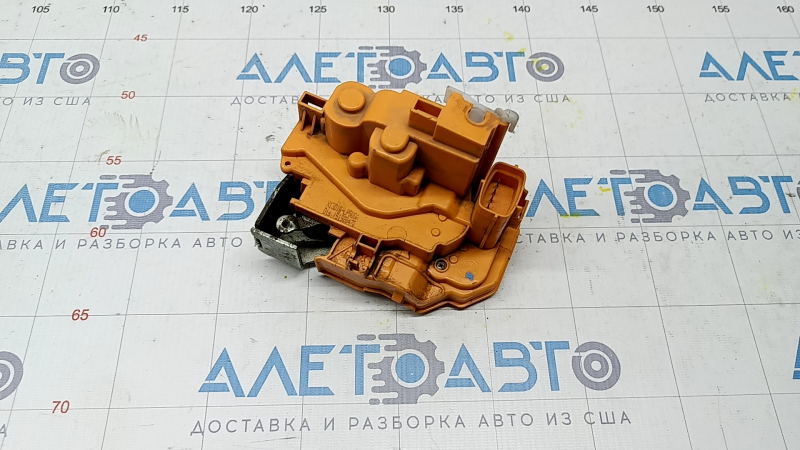 Замок двери задней левой Fiat 500L 14-19