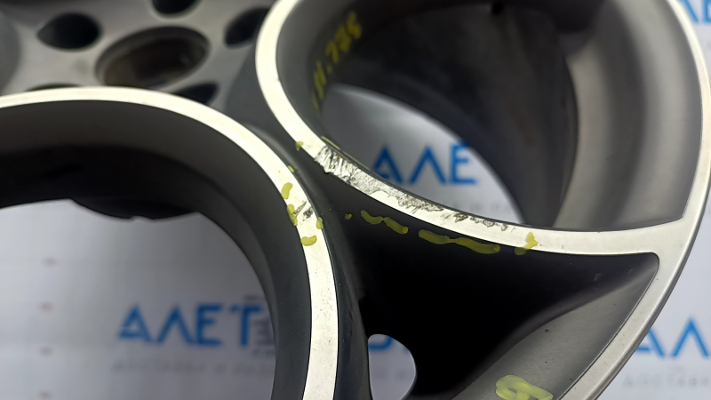 Roată de 19 inch x 8J Alfa Romeo Stelvio 18 - jantă
