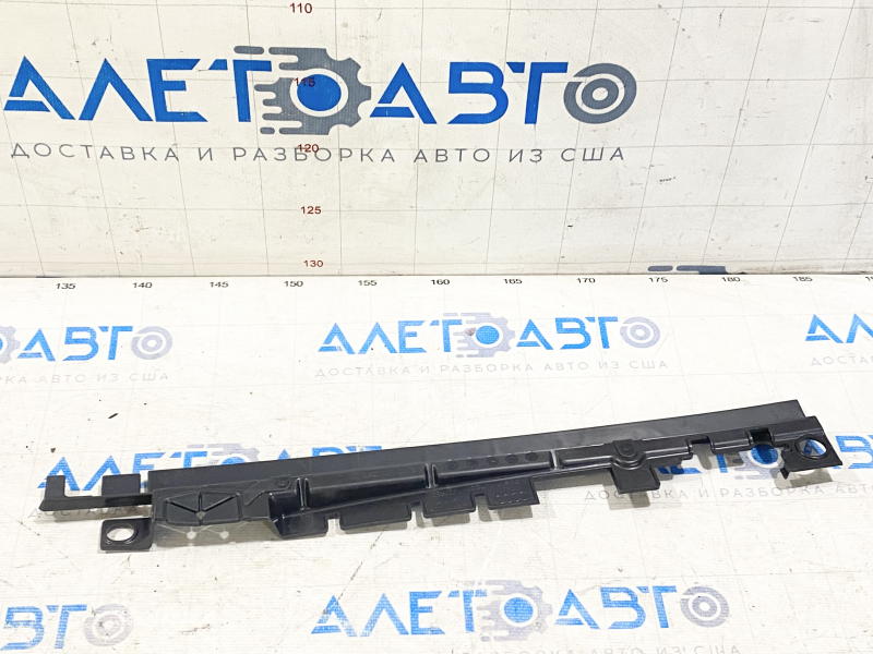 Дефлектор радиатора верхний Audi A4 B9 17-25 2.0T