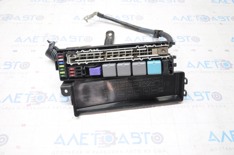 Блок предохранителей подкапотный Lexus GS300 GS350 GS430 06-11 в сборе