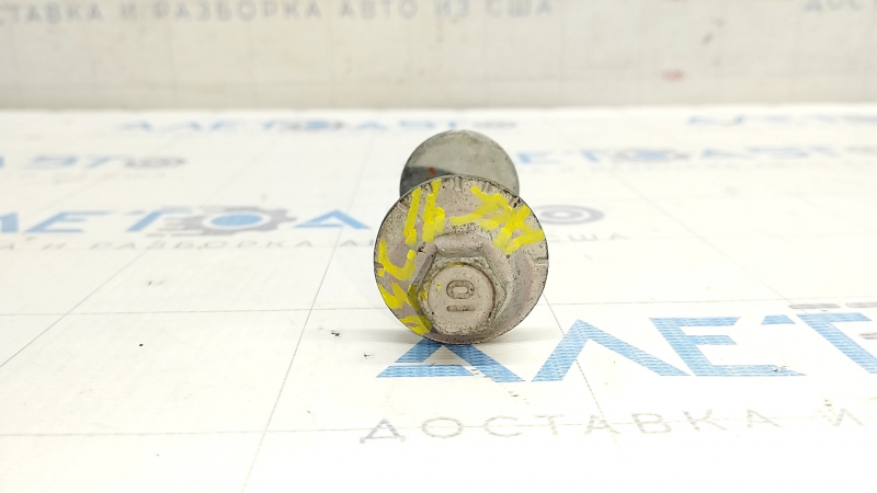 Болт развальный Honda Accord 23- 87мм