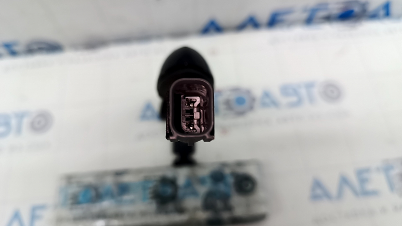 Ручка двери внешняя задняя левая Chrysler Pacifica 17-23 keyless, потертости, царапины