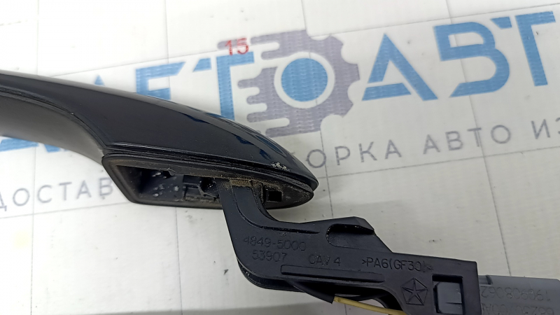 Ручка двери внешняя задняя левая Chrysler Pacifica 17-23 keyless, потертости, царапины