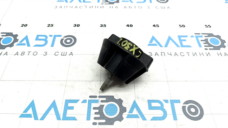 Крепление запасного колеса Mazda CX-30 20-23