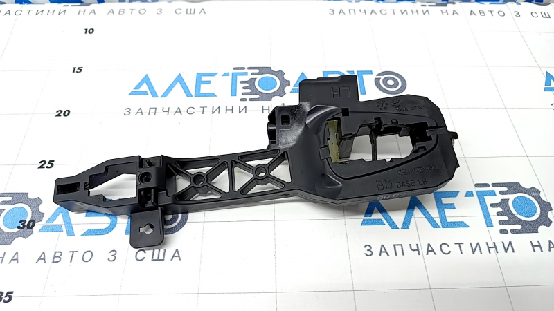 Механизм ручки двери задней левой Kia Forte 19-24 4d