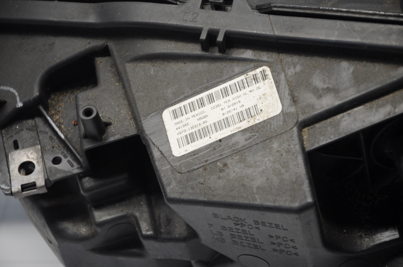 Фара передняя правая в сборе Ford Fusion mk5 17-20 LED, с DRL
