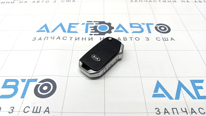 Ключ Kia Forte 19-21 4 кнопки, царапины, обломан коюч