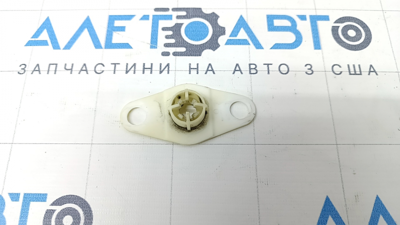 Крепление фары нижнее правое Ford Fusion mk5 13-20 трещины