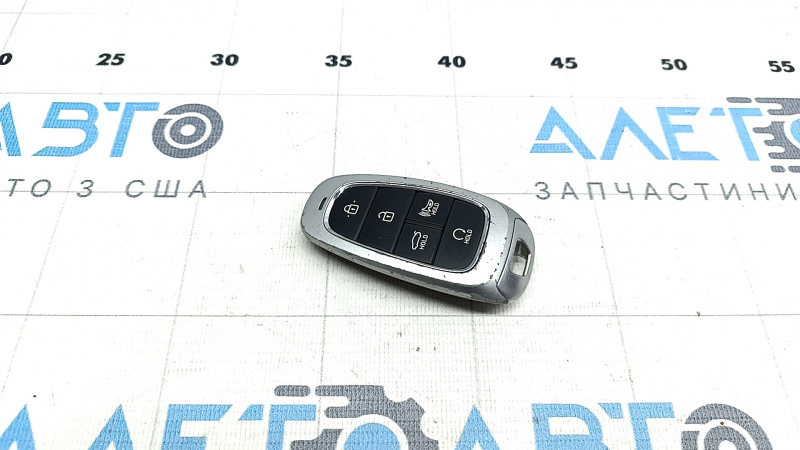 Ключ Hyundai Sonata 20-23 5 кнопок, без Digital Key, потерт
