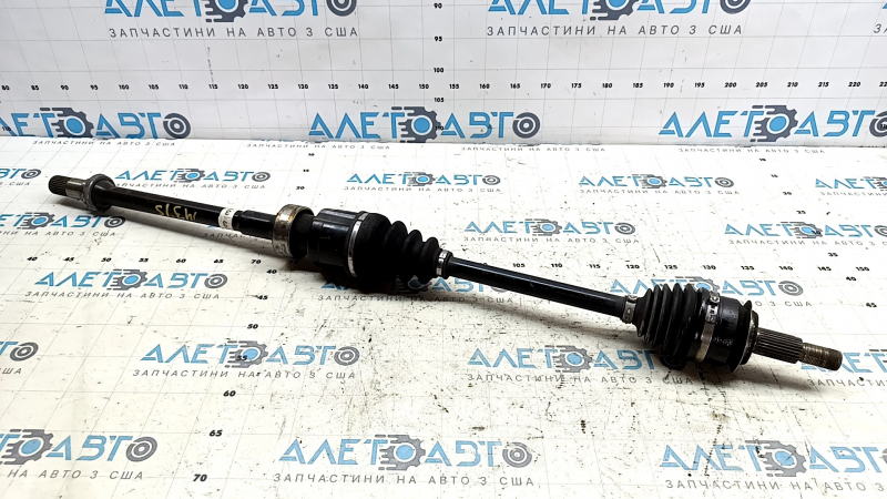 Привод полуось передняя правая Mazda 3 14-18 BM 2.0 АКПП, порван пыльник
