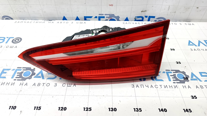 Фонарь внутренний двери багажника правый BMW X1 F48 16-19 LED
