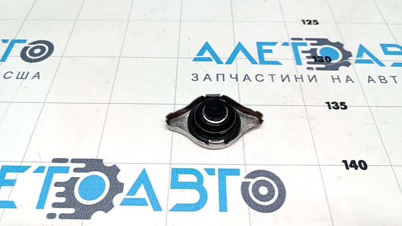 Крышка радиатора Toyota Camry v40