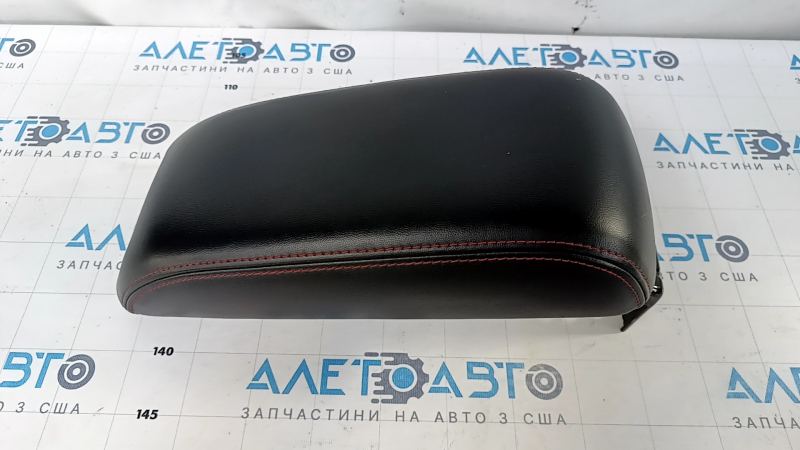 Подлокотник Dodge Journey 11-20 кожа, черная, красная строчка, царапина