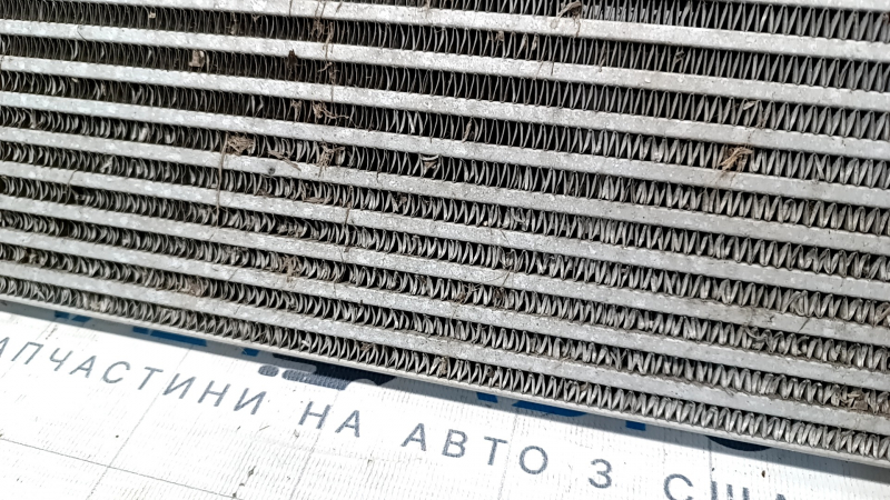 Радиатор охлаждения масло VW Tiguan 18-24 посыпались соты