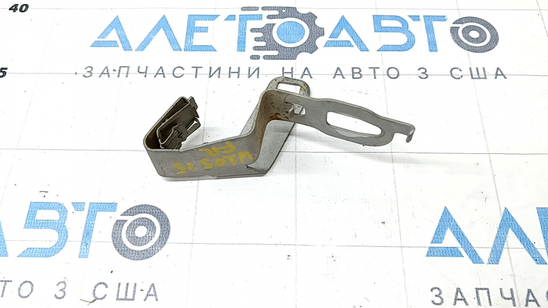 Кронштейн крепления защиты двигателя правый Mercedes C-class W205 300/400/450AMG/63AMG/63AMGS 15-18