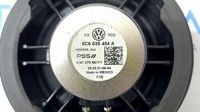 Динамик дверной передний левый VW Passat 20-22 трещины в креплениях