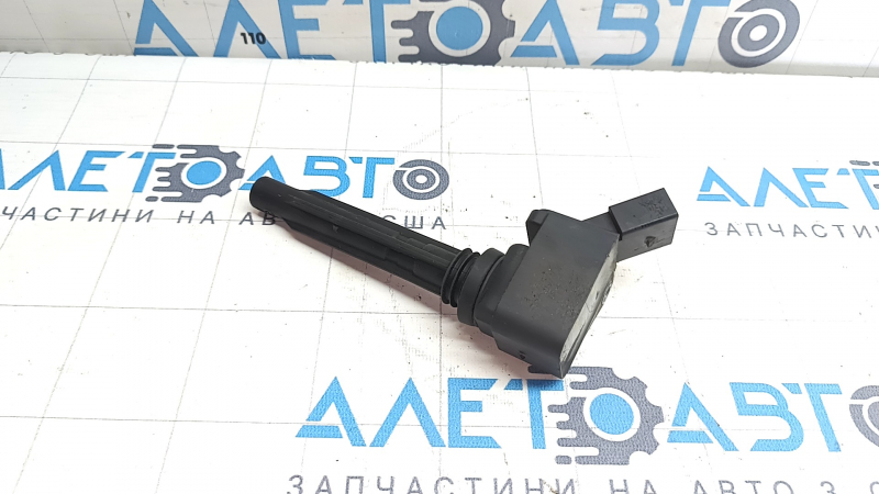 Катушка зажигания VW Passat b7 12-15 USA 1.8T