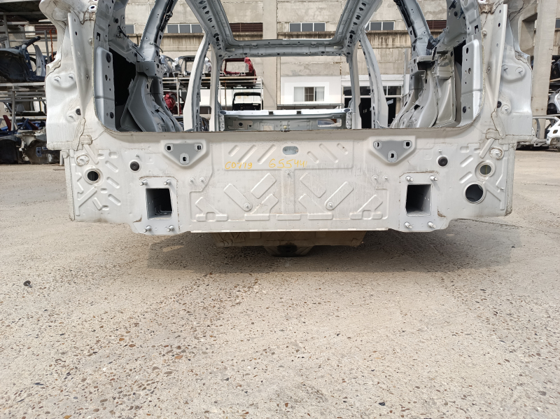Задняя панель BMW X7 G07 19-26 в сборе 2 части, на кузове, белая