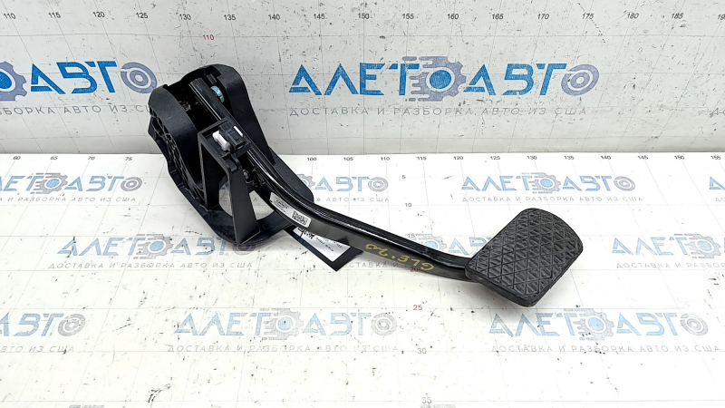 Педаль тормоза Mercedes W167 GLE 350 20-23 с датчиком