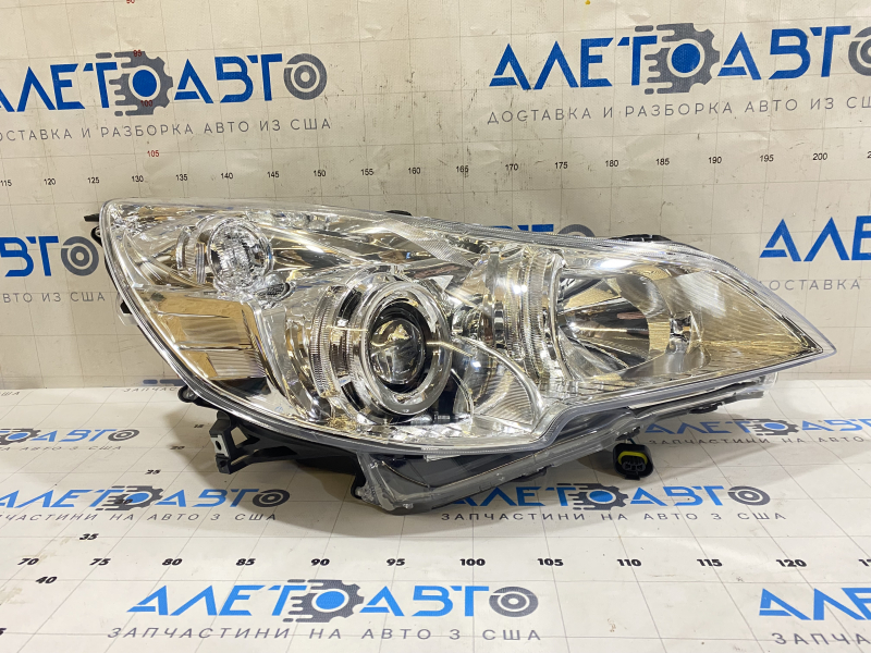Фара передняя правая Subaru Outback 10-10 голая
