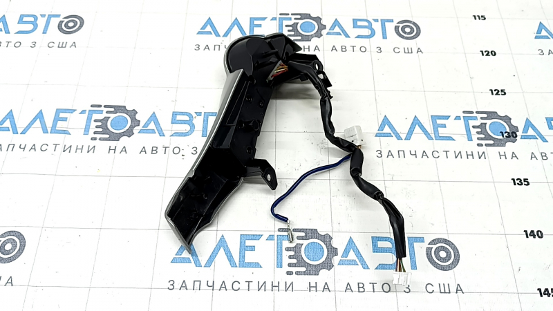 Кнопки управления на руле правые Toyota Prius 30 12-14 тип 2, царапины
