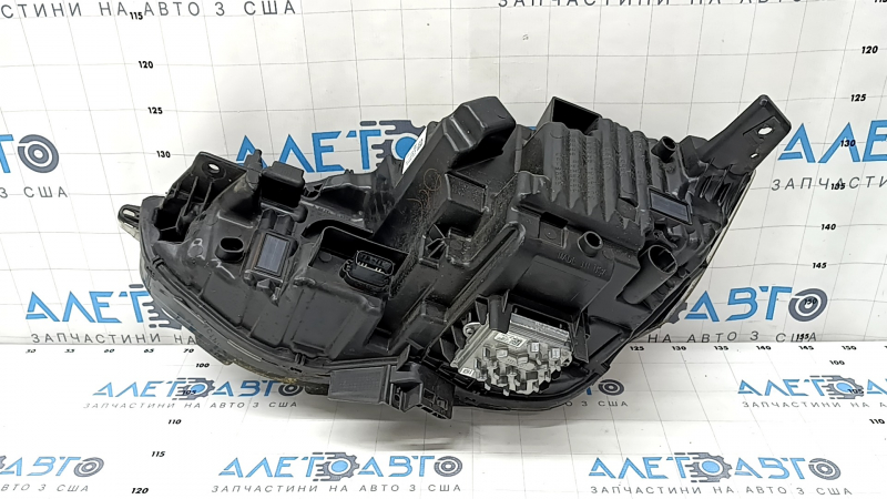 Фара передняя правая в сборе Ford Edge 19-24 LED