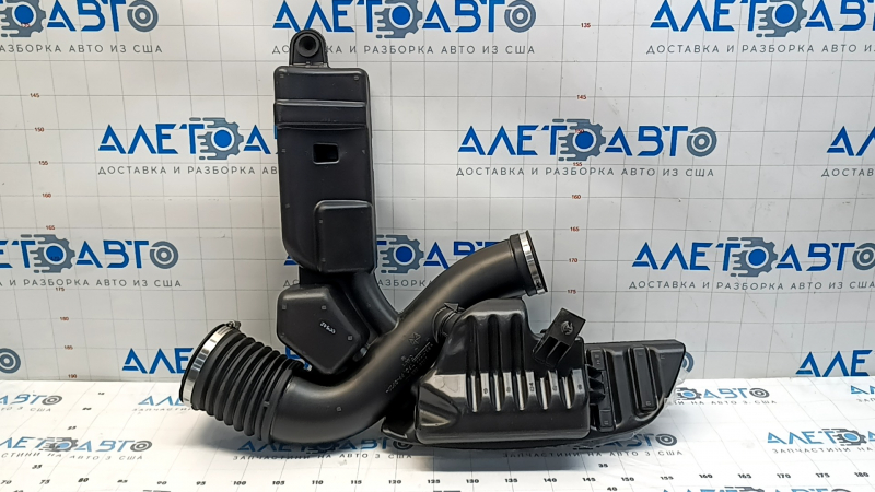 Воздуховод Jeep Grand Cherokee WK2 16-22 3.6