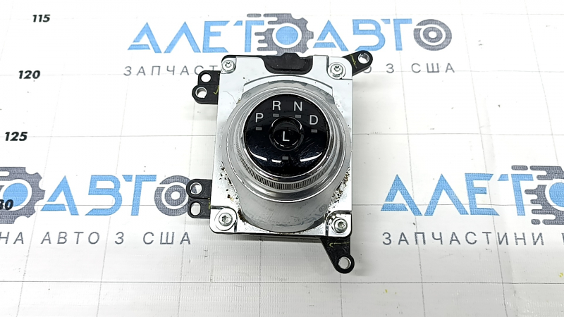 Шайба переключения передач Ford Fusion mk5 17-20 царапины