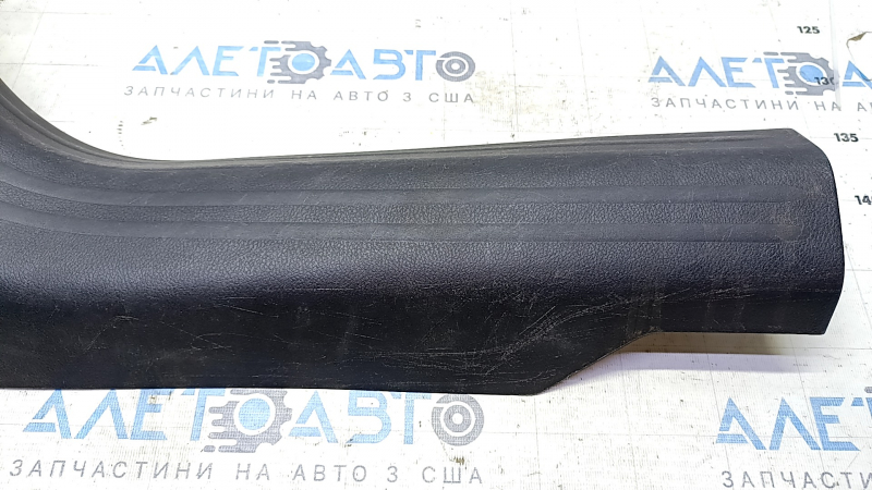Накладка порога передняя правая Jeep Compass 17-26 черн, царапины