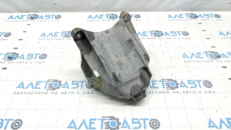 Кронштейн подушки двигателя левый Audi A6 C8 19-25 2.0T
