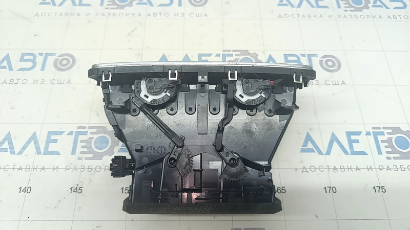 Дефлектор воздуховода центральной консоли Audi A6 C8 19-25 под 3 zone ac, черный с хром