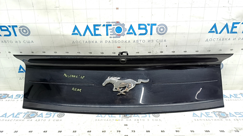 Накладка крышки багажника с эмблемой хром Ford Mustang mk6 18-23 царапины
