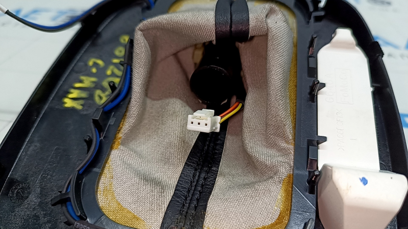 Ручка КПП с накладкой шифтера Ford C-max MK2 13-14 кожа черная, царапины