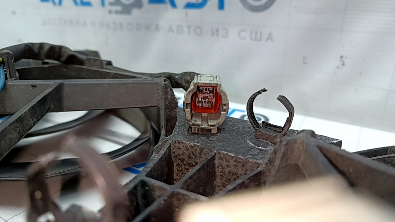 Difuzorul carcasei radiatorului asamblat Nissan Murano z52 15-