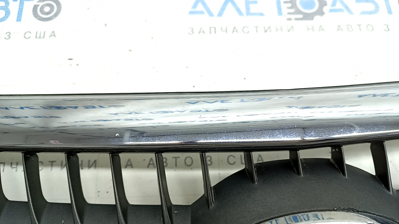 Решетка радиатора grill Lexus RX400h 06-08 с эмблемой, песок