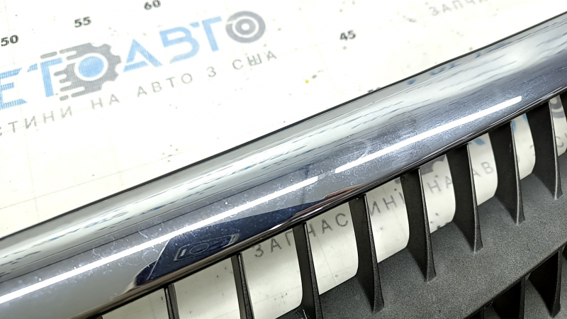 Решетка радиатора grill Lexus RX400h 06-08 с эмблемой, песок