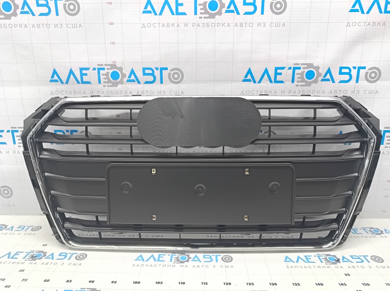 Решетка радиатора grill голая Audi A4 B9 17-19 мат, без эмблем