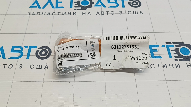 Отражатель на крыле передний левый Mini Cooper Countryman R60 10-16