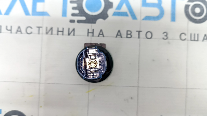 Прикуриватель багажника задний правый Audi A4 B9 17-20 с корпусом