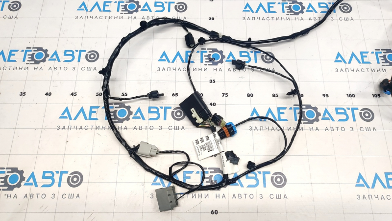 Проводка переднего бампера Ford Escape MK3 13-16 под птф и 6 парктроников