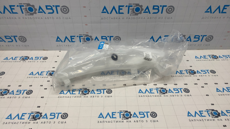 Бачок омывателя Audi A6 C7 12-18 без горловины и датчика