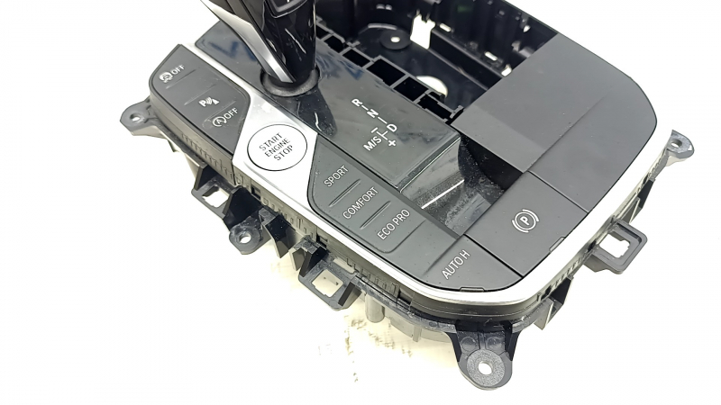 Шифтер КПП в сборе BMW 3 G20 19-22 с ручкой и кнопками, царапины