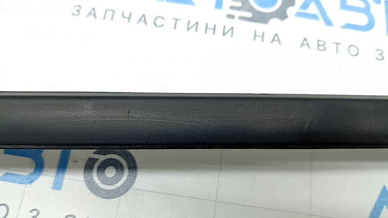 Молдинг лобового стекла левый BMW 3 G20 19-26 царапины