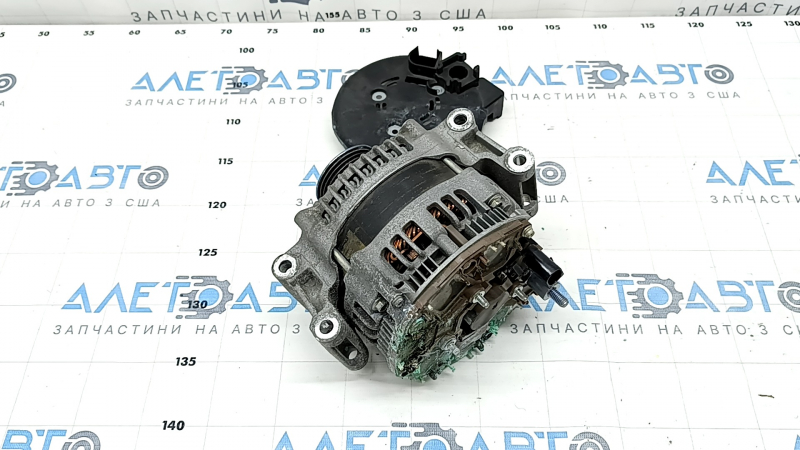 Генератор Audi Q7 16-19 3.0T повреждение водой