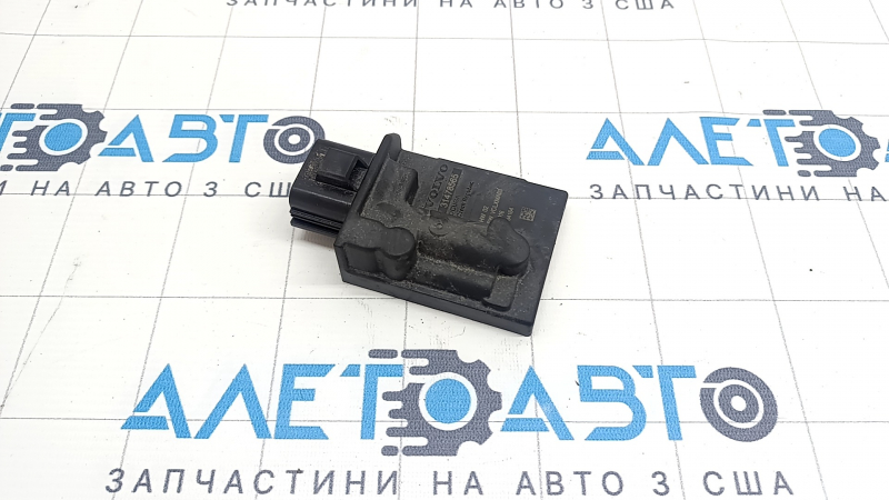 FUEL PUMP CONTROL MODULE Volvo XC90 16-26
