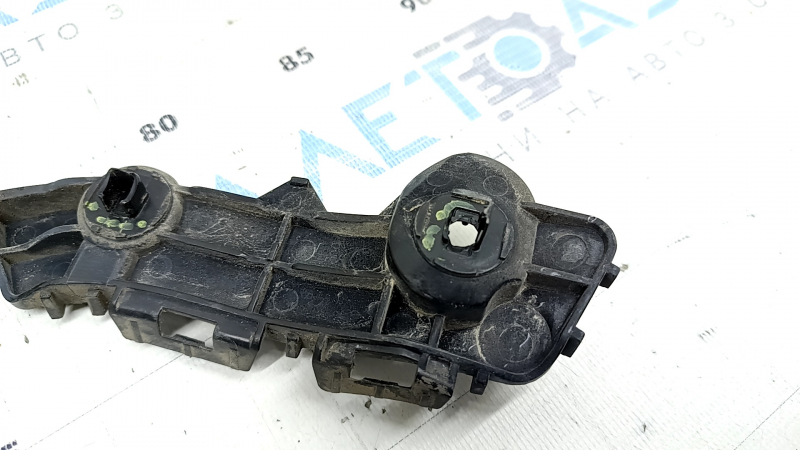 Крепление заднего бампера левое Toyota Camry v55 15-17 usa, сломаны крепления