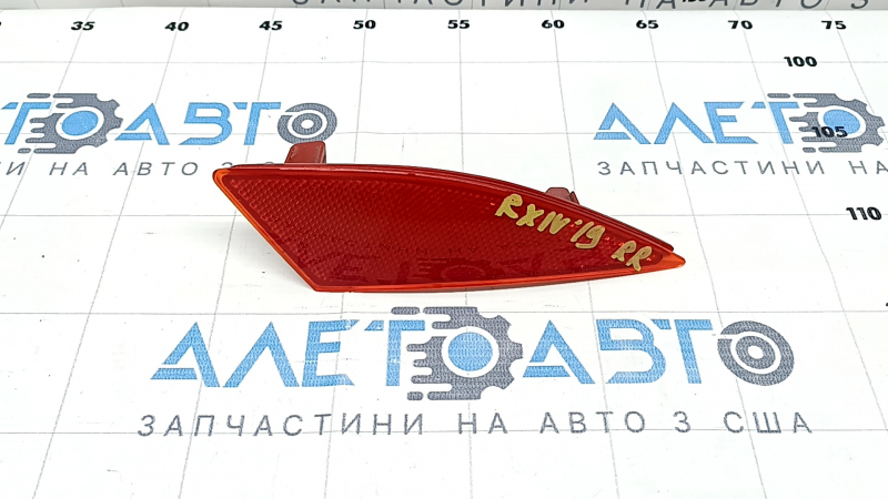 Отражатель задний правый Lexus RX350 RX450h 20-22